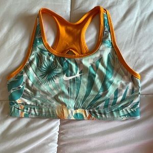 Women’s Reversible Nike Sports Bra